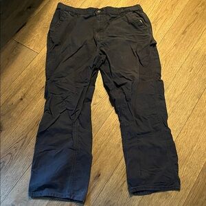 CARHARTT Men's dark gray cargo pants, size 40 x 32